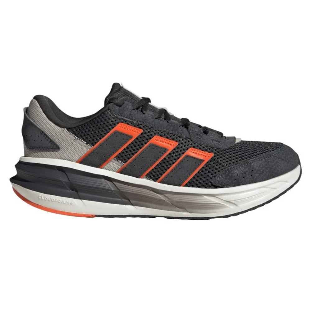 New in Box Men's Adidas Astrastar Black/ Orange/White Cloudfoam Size 10.5 JQ6077